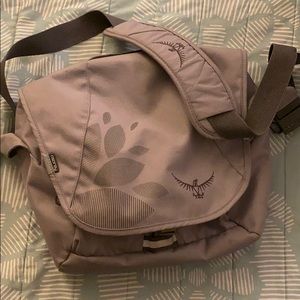 Osprey Flap Jill Mini over the shoulder bag - grey